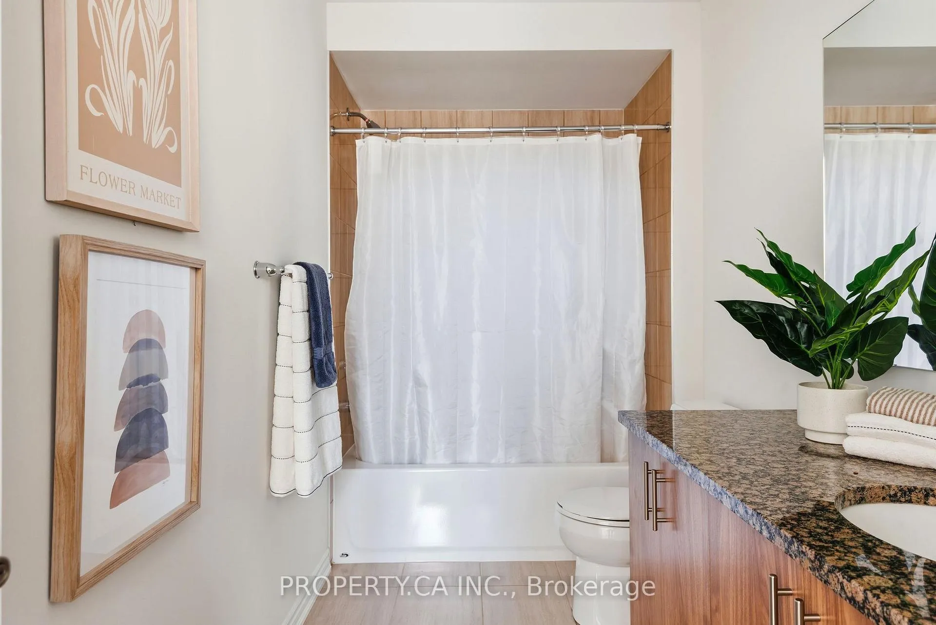 Photo 24 of 99 Auckland Drive, Whitby, Rural Whitby — HOMEH