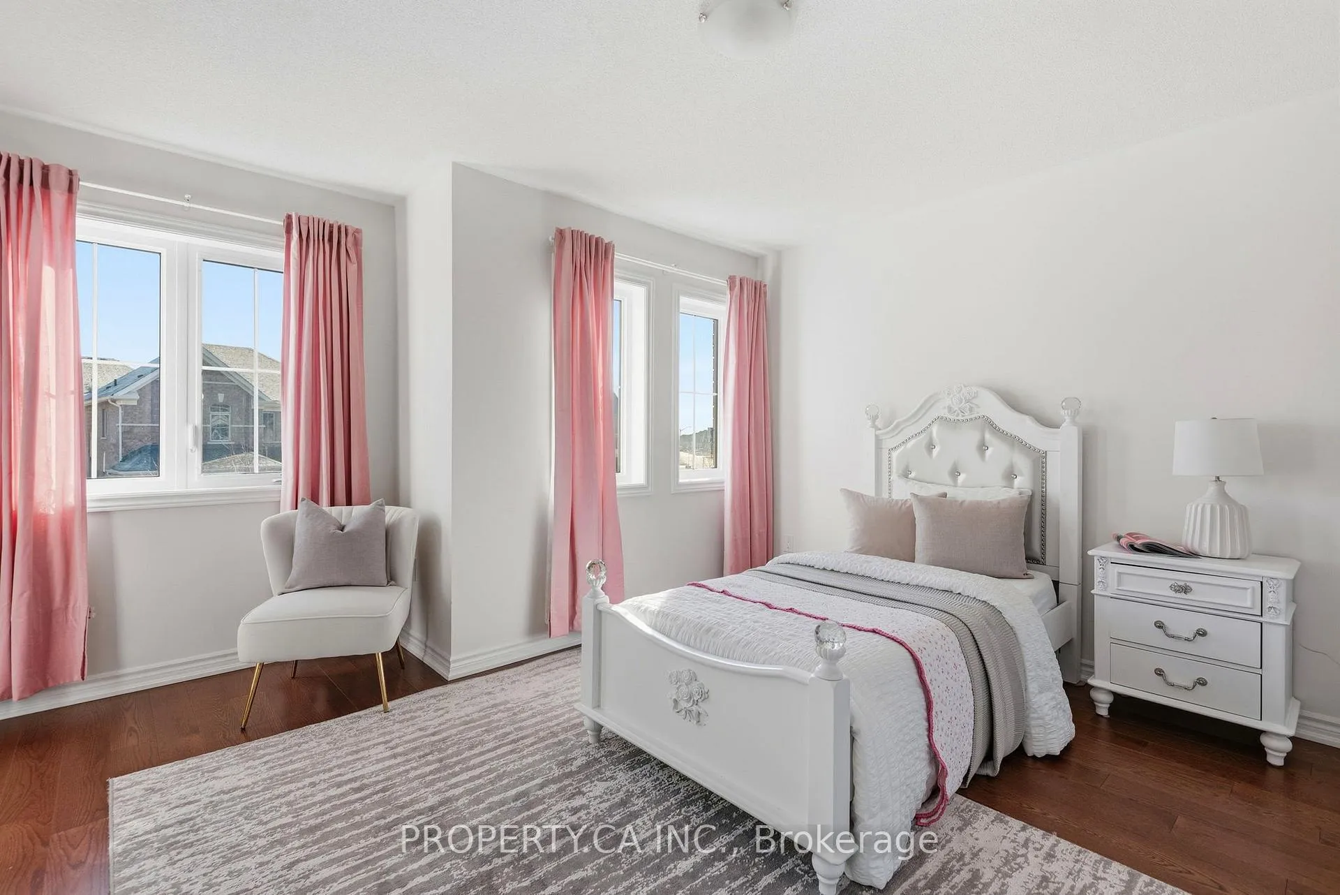 Photo 29 of 99 Auckland Drive, Whitby, Rural Whitby — HOMEH