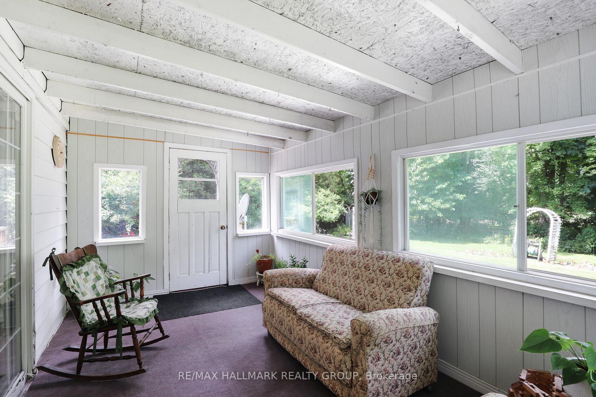Photo 18 of 1307 Fairway Drive, Ottawa, Manotick East to Manotick Station — HOMEH