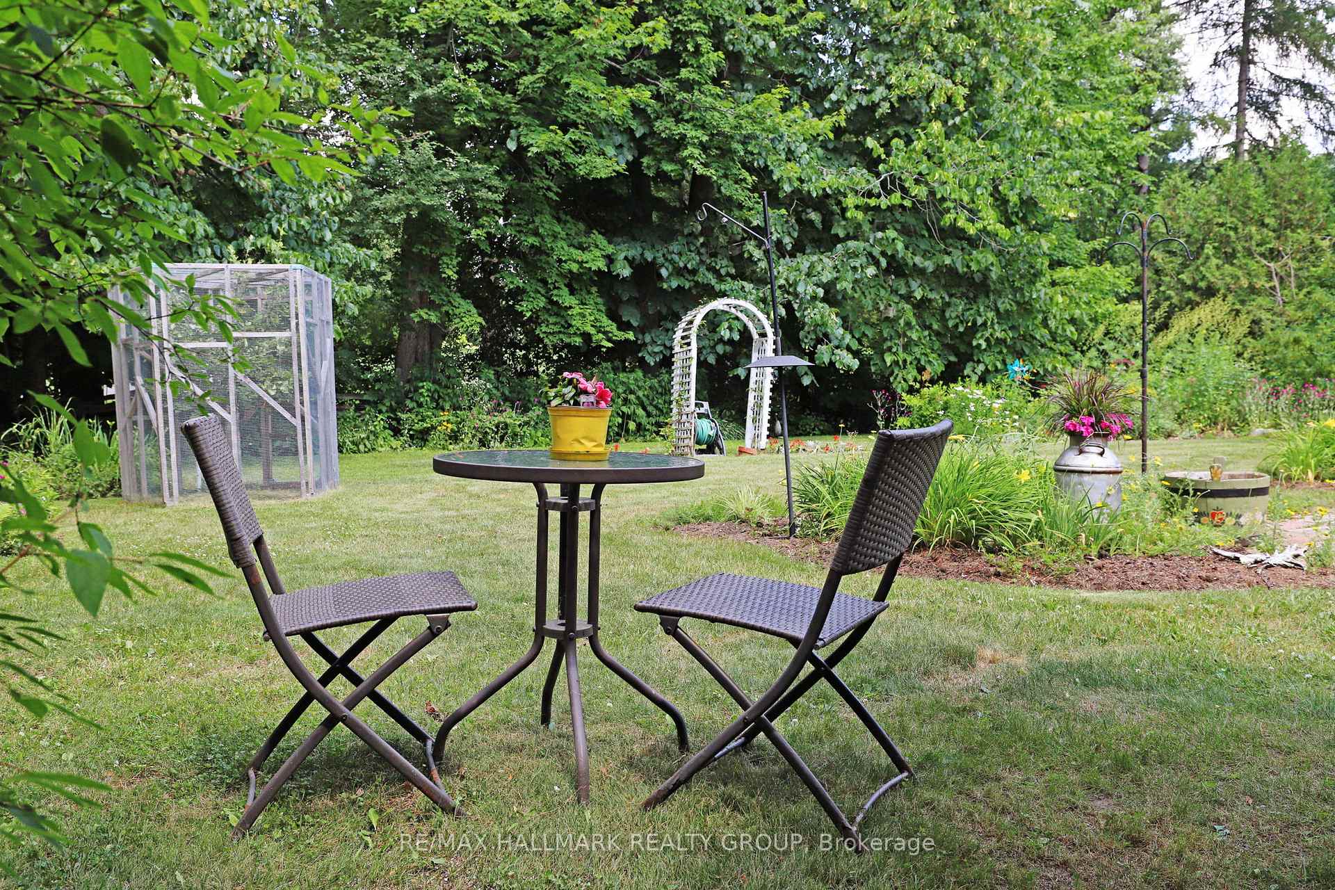 Photo 24 of 1307 Fairway Drive, Ottawa, Manotick East to Manotick Station — HOMEH
