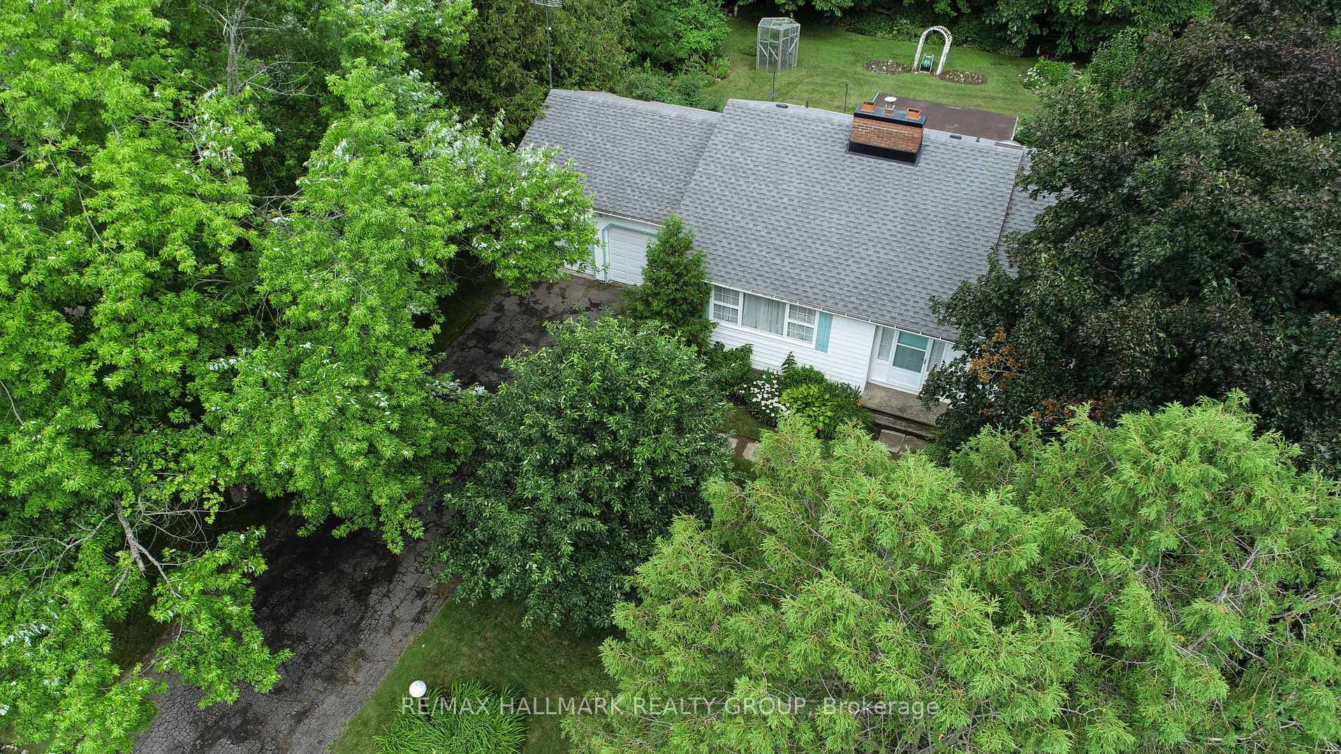 Photo 28 of 1307 Fairway Drive, Ottawa, Manotick East to Manotick Station — HOMEH