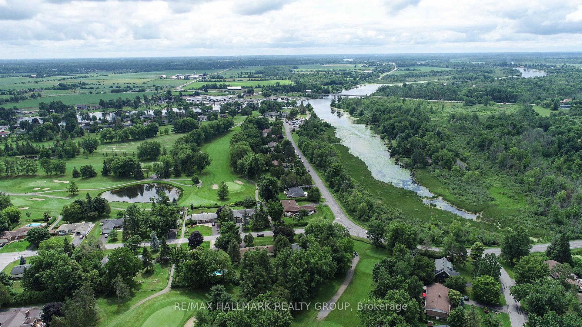 Photo 34 of 1307 Fairway Drive, Ottawa, Manotick East to Manotick Station — HOMEH
