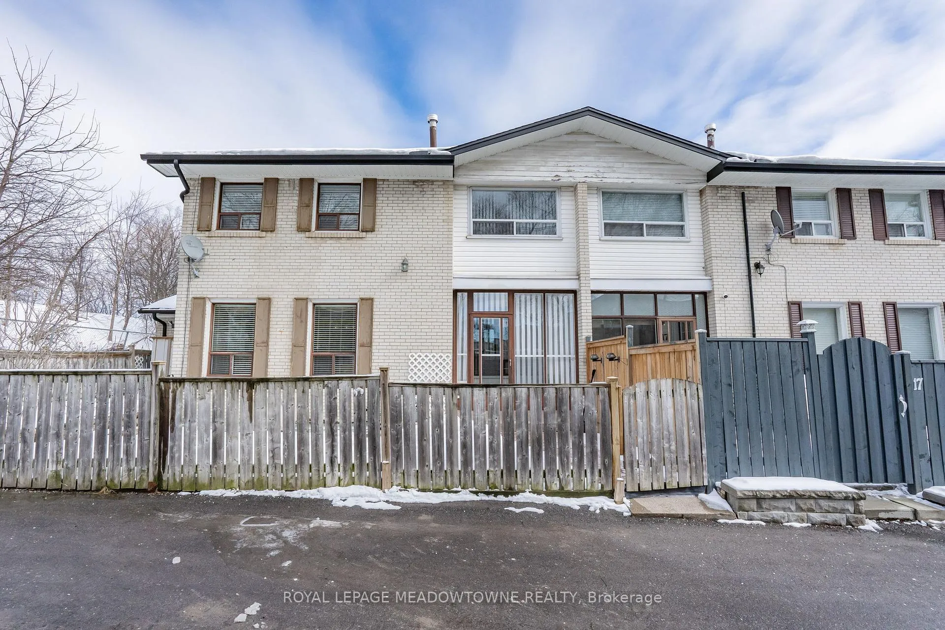 Front of Unit 19, 61 Ardglen Drive
