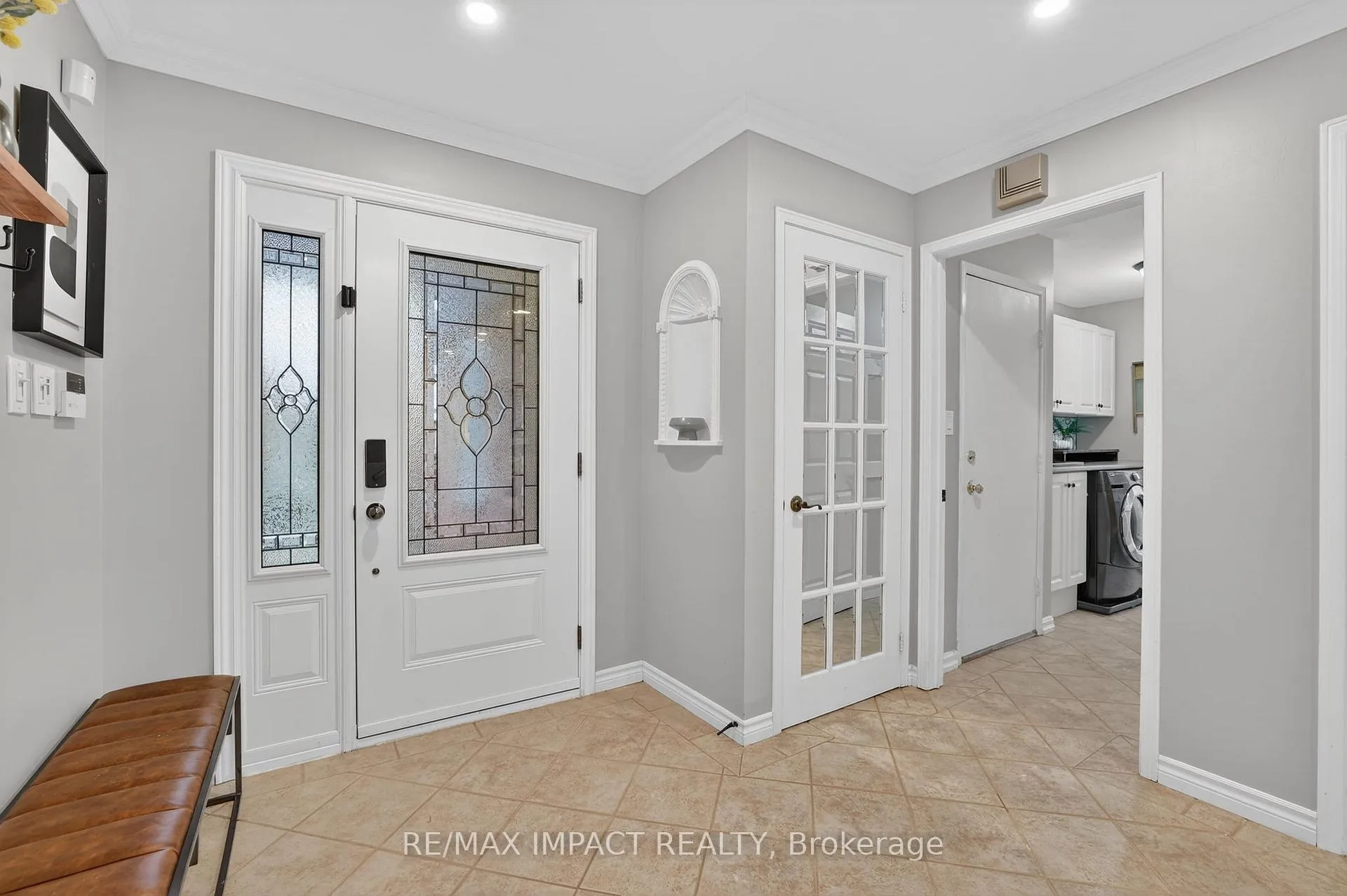 Photo 2 of 2348 Wildwood Crescent, Pickering, Brock Ridge — HOMEH