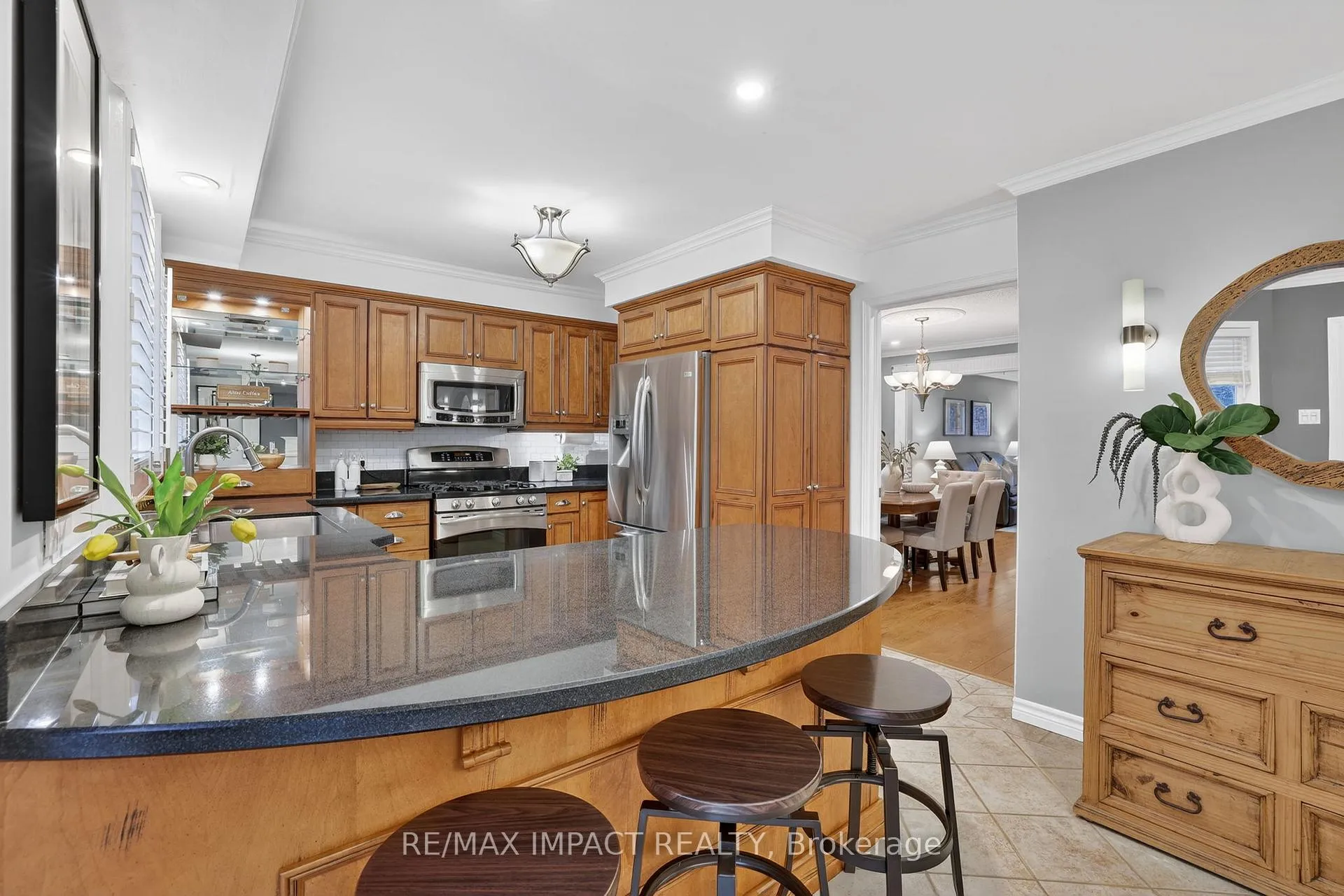 Photo 11 of 2348 Wildwood Crescent, Pickering, Brock Ridge — HOMEH