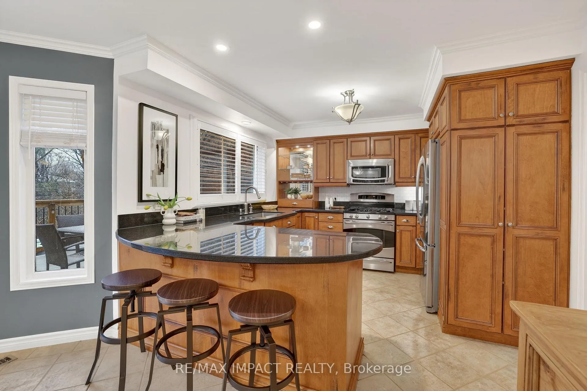 Photo 12 of 2348 Wildwood Crescent, Pickering, Brock Ridge — HOMEH