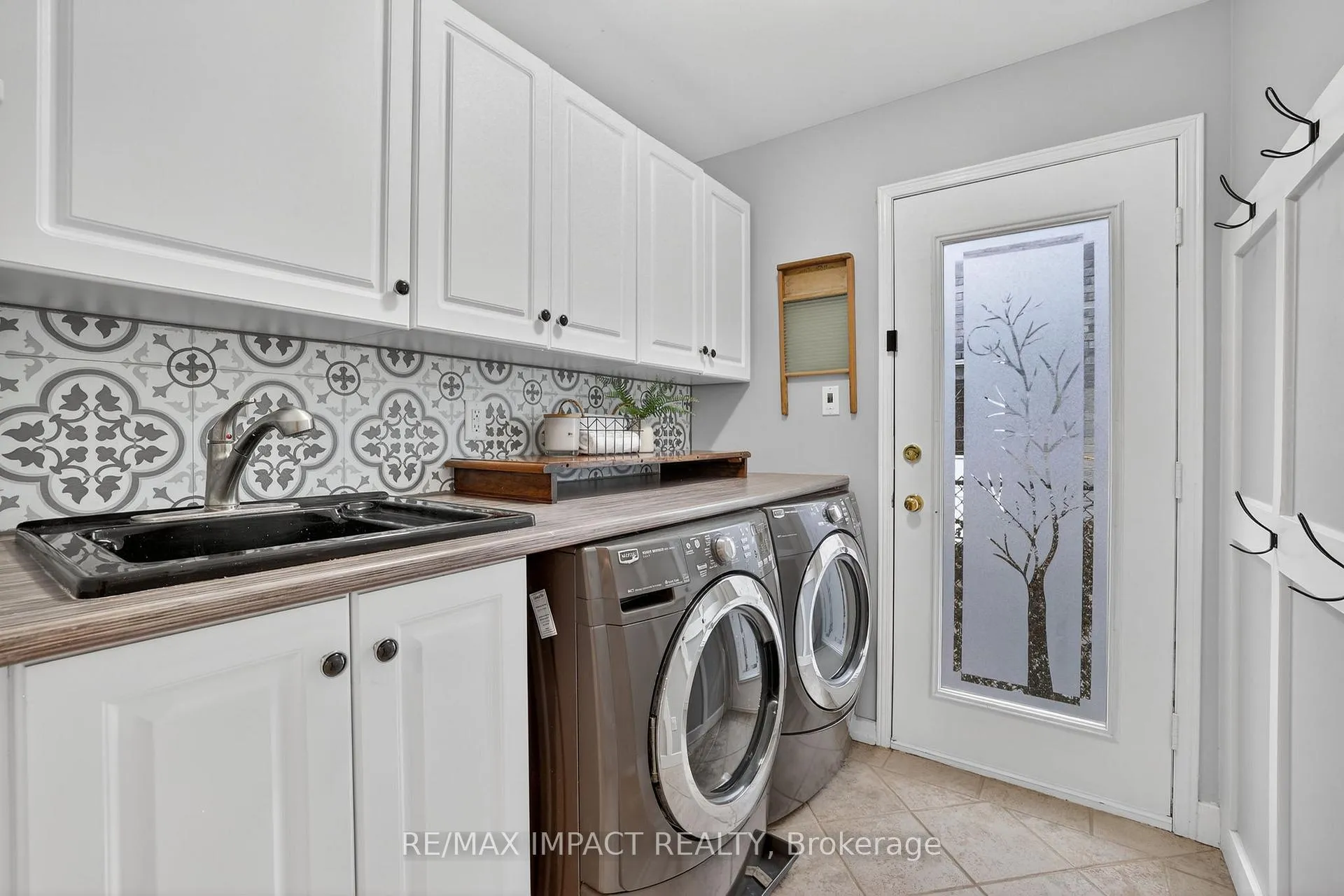 Photo 20 of 2348 Wildwood Crescent, Pickering, Brock Ridge — HOMEH