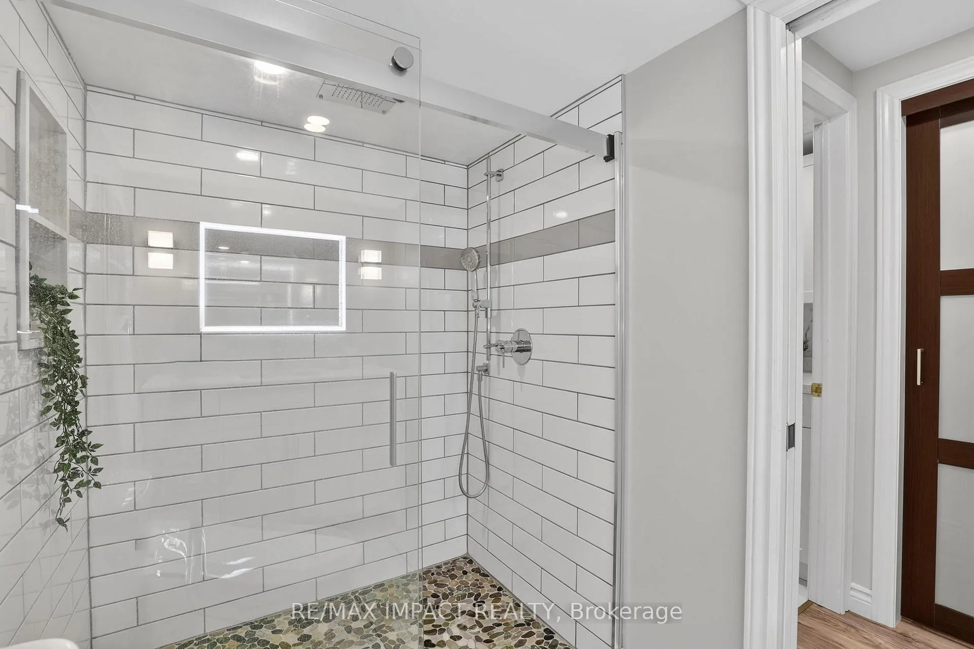 Photo 44 of 2348 Wildwood Crescent, Pickering, Brock Ridge — HOMEH