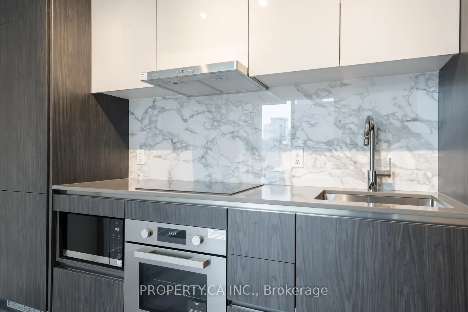 Photo 8 of Unit 3212, 180 Front Street E, Toronto, Moss Park — HOMEH