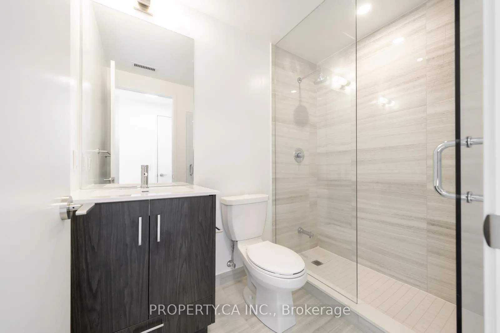 Photo 16 of Unit 3212, 180 Front Street E, Toronto, Moss Park — HOMEH