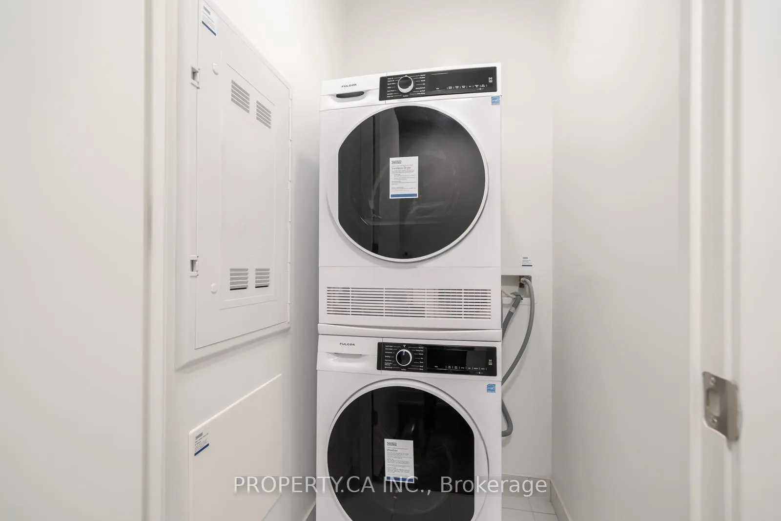 Photo 17 of Unit 3212, 180 Front Street E, Toronto, Moss Park — HOMEH