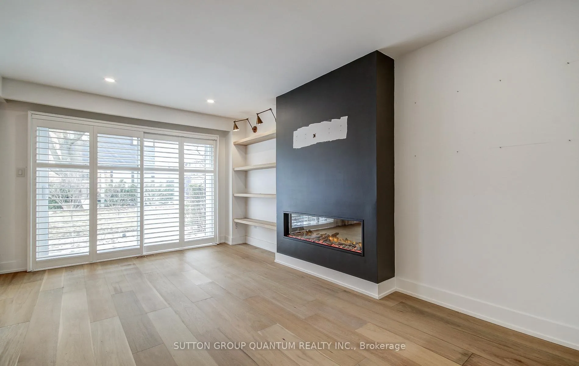 Photo 4 of Unit 72, 20 Mineola Road E, Mississauga, Mineola — HOMEH