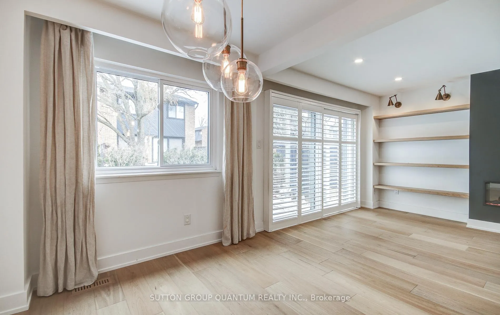 Photo 7 of Unit 72, 20 Mineola Road E, Mississauga, Mineola — HOMEH