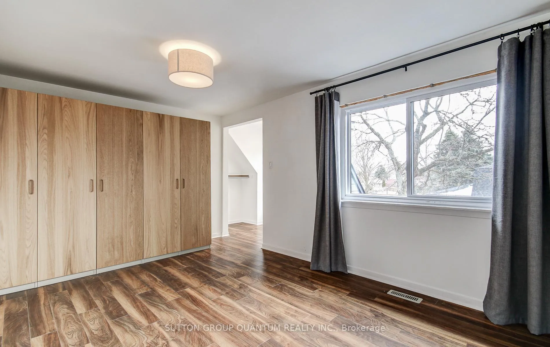 Photo 10 of Unit 72, 20 Mineola Road E, Mississauga, Mineola — HOMEH