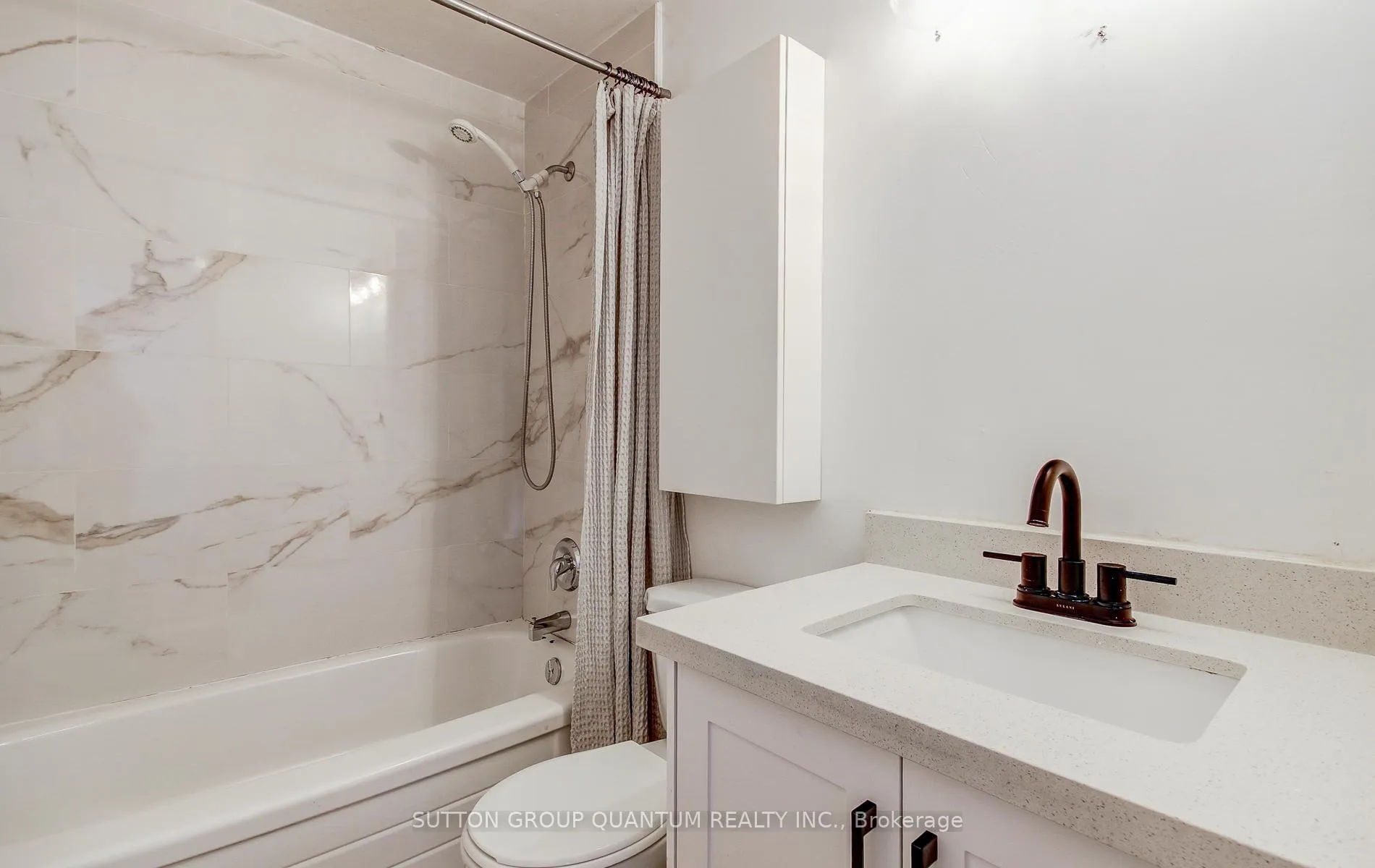 Photo 13 of Unit 72, 20 Mineola Road E, Mississauga, Mineola — HOMEH