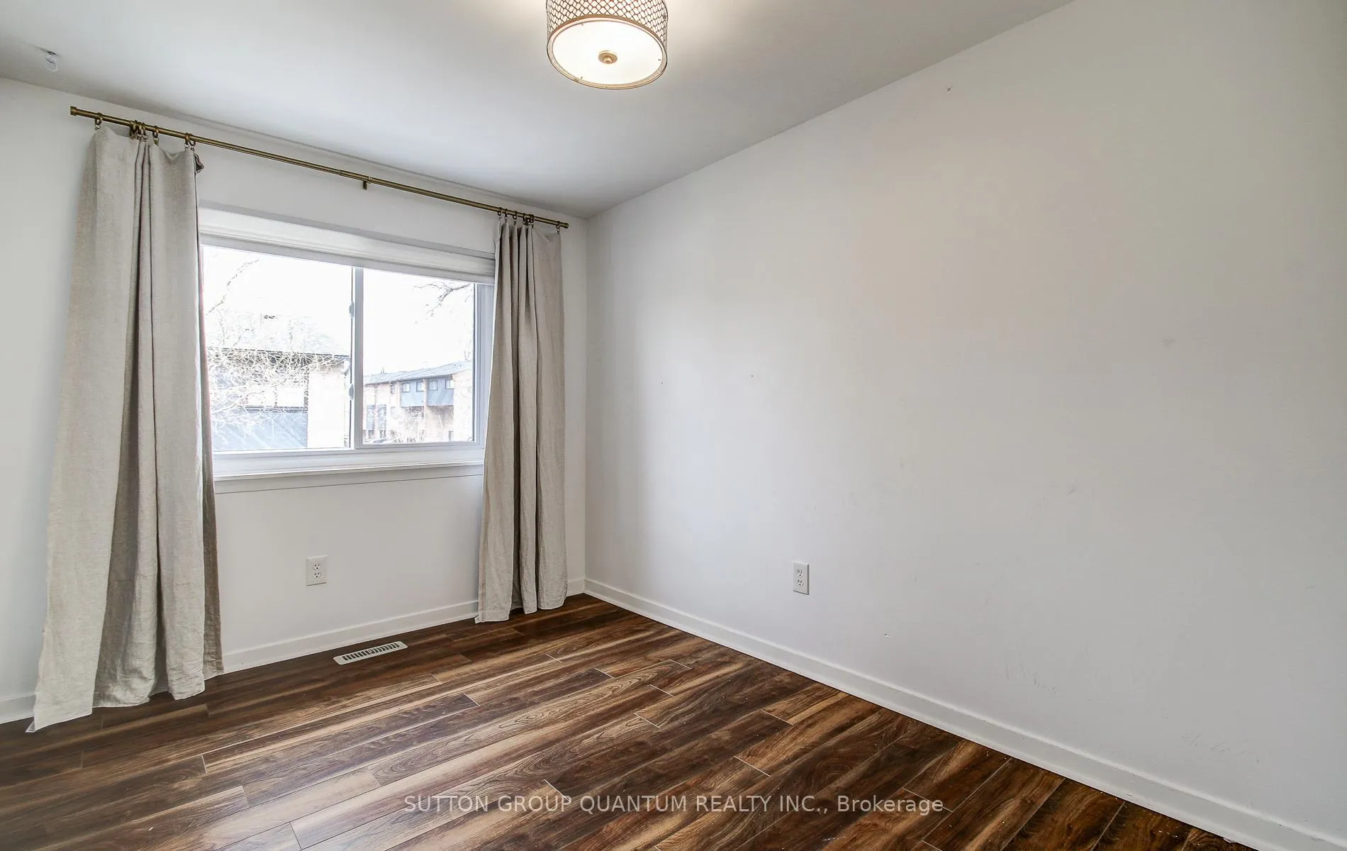 Photo 16 of Unit 72, 20 Mineola Road E, Mississauga, Mineola — HOMEH