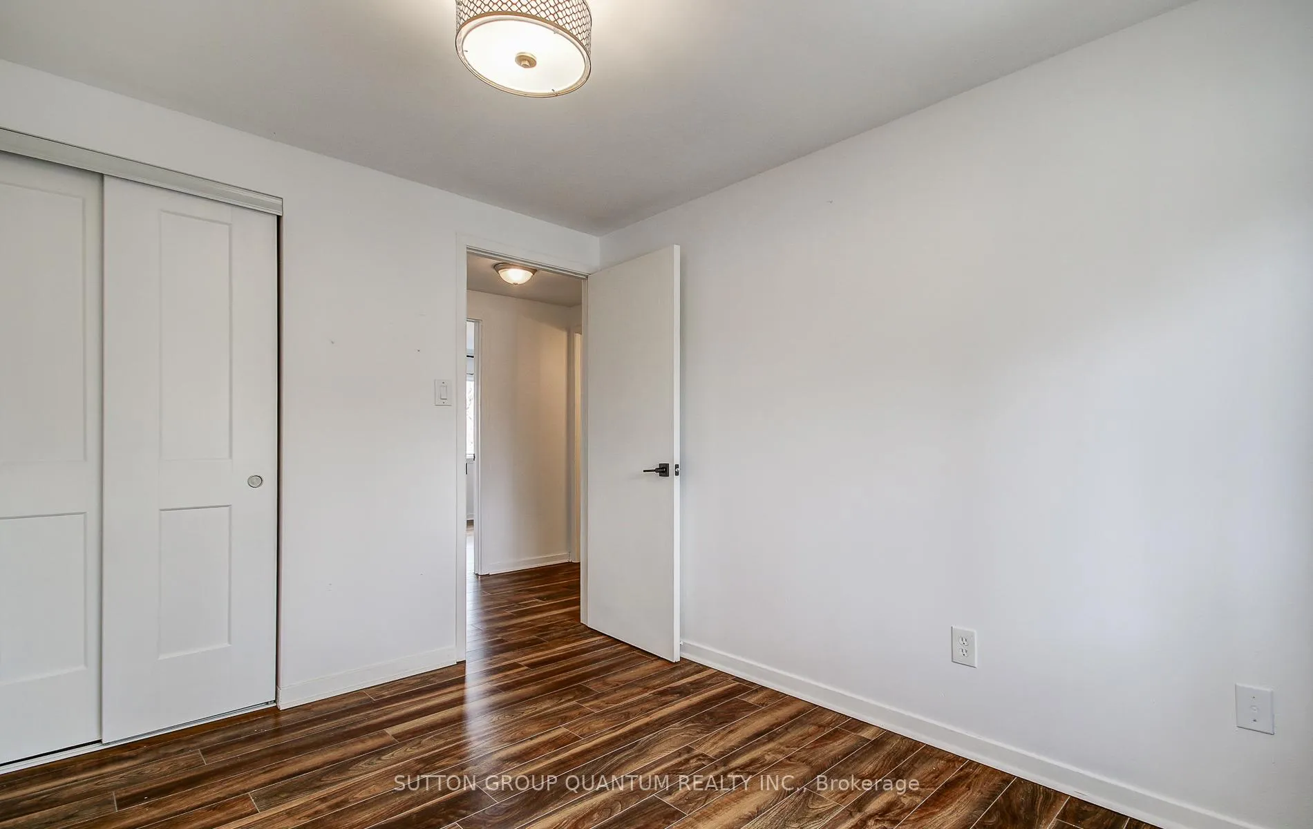 Photo 17 of Unit 72, 20 Mineola Road E, Mississauga, Mineola — HOMEH
