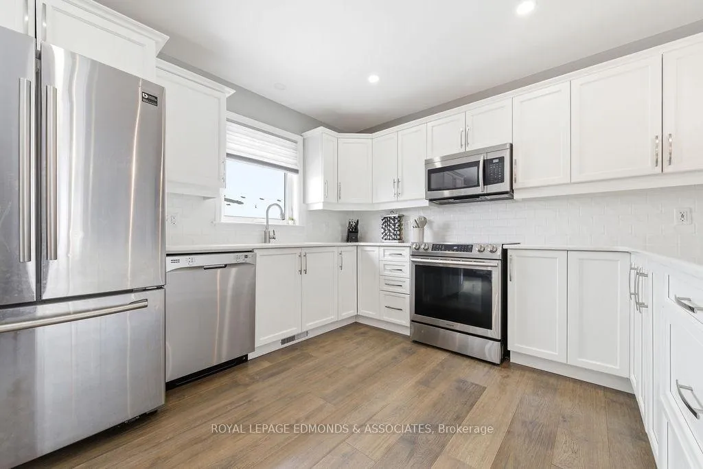 Photo 8 of 21 Liam Street, Petawawa — HOMEH