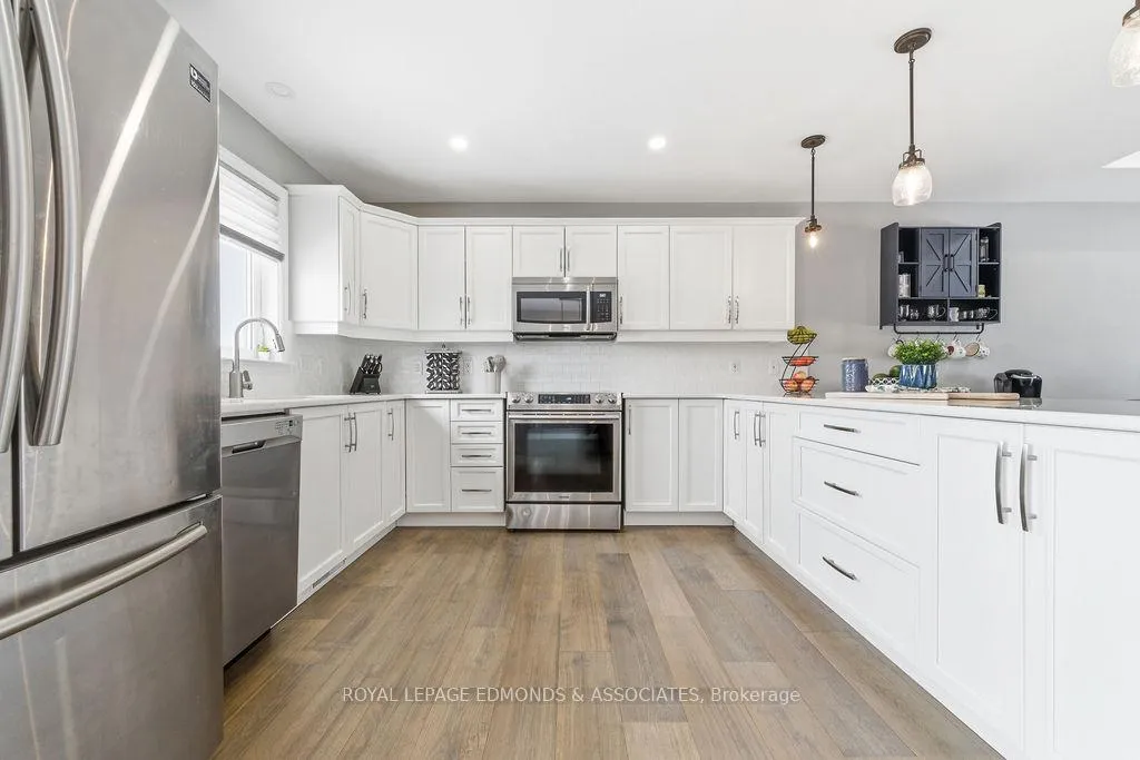 Photo 9 of 21 Liam Street, Petawawa — HOMEH