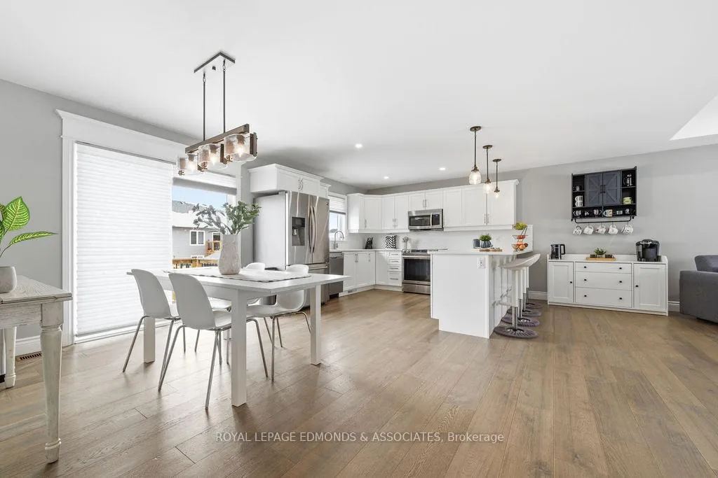 Photo 11 of 21 Liam Street, Petawawa — HOMEH