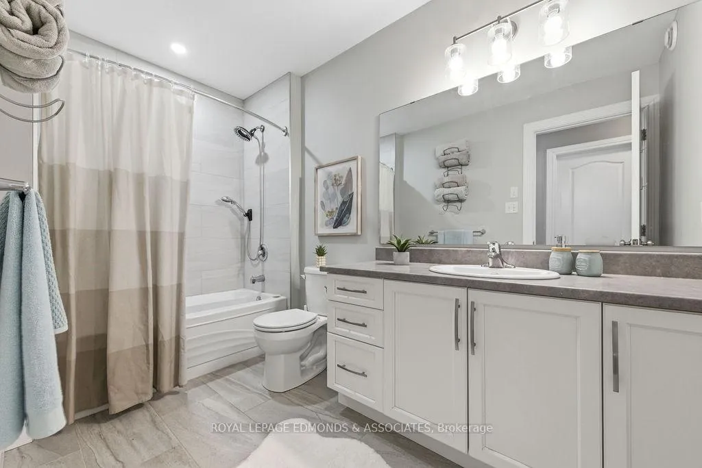 Photo 25 of 21 Liam Street, Petawawa — HOMEH