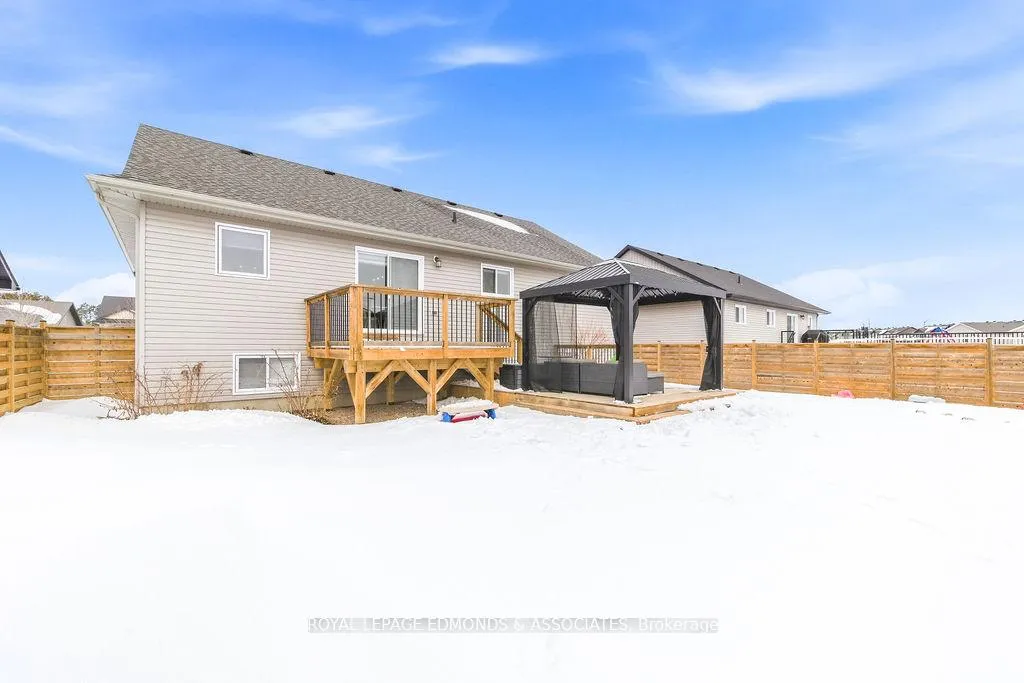 Photo 38 of 21 Liam Street, Petawawa — HOMEH