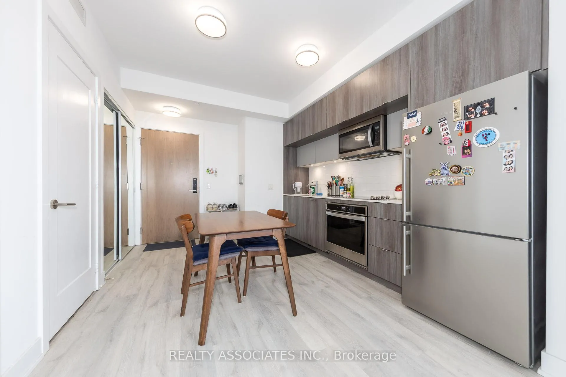 Photo 4 of Unit 2817, 585 Bloor Street E, Toronto, North St. James Town — HOMEH