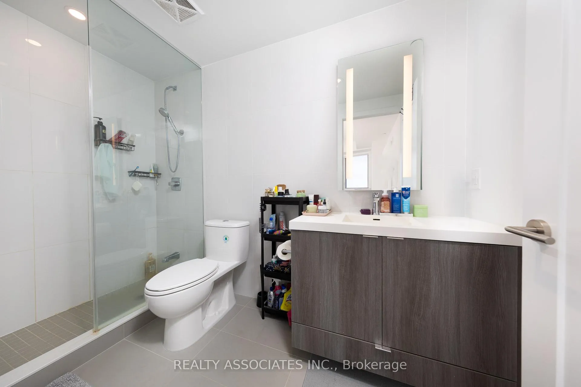 Photo 12 of Unit 2817, 585 Bloor Street E, Toronto, North St. James Town — HOMEH