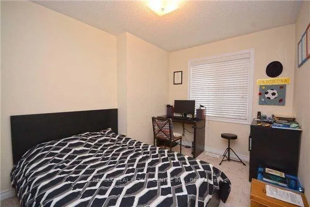 Photo 14 of 64 Yardley Crescent S, Brampton, Credit Valley — HOMEH