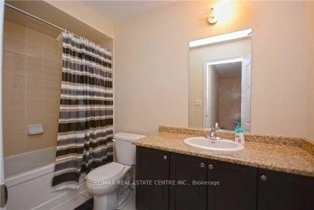 Photo 16 of 64 Yardley Crescent S, Brampton, Credit Valley — HOMEH