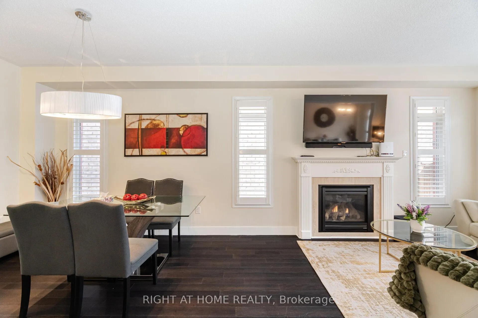 Photo 7 of 14 Duffel Crescent, Halton Hills, Georgetown — HOMEH