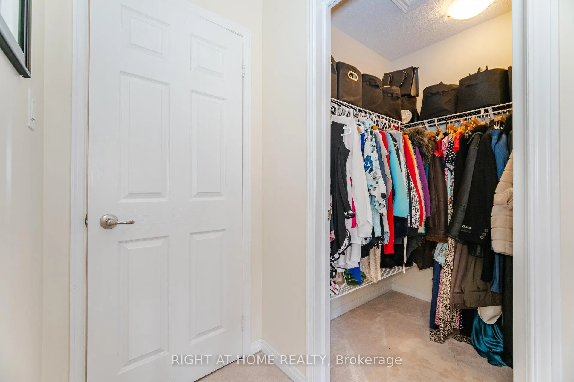Photo 25 of 14 Duffel Crescent, Halton Hills, Georgetown — HOMEH