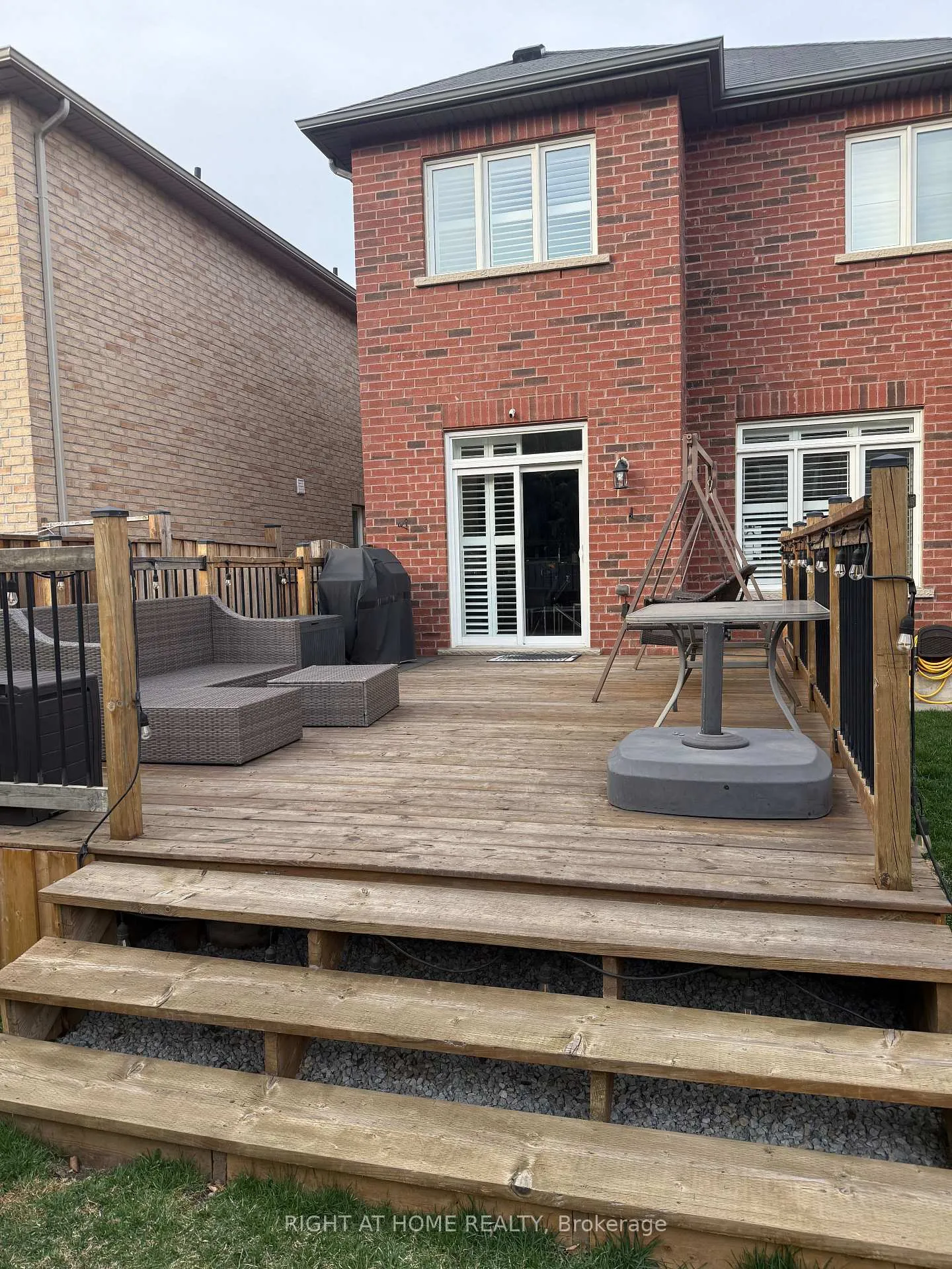 Photo 36 of 14 Duffel Crescent, Halton Hills, Georgetown — HOMEH