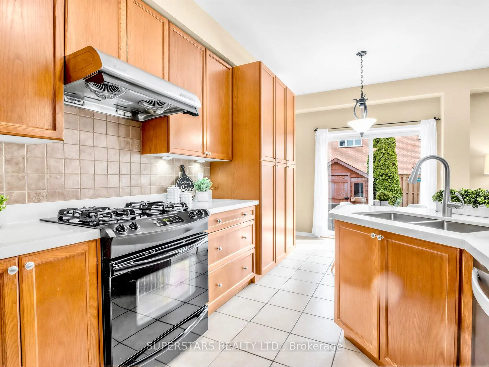 Photo 9 of 7 Wilcliff Court, Markham, Greensborough — HOMEH