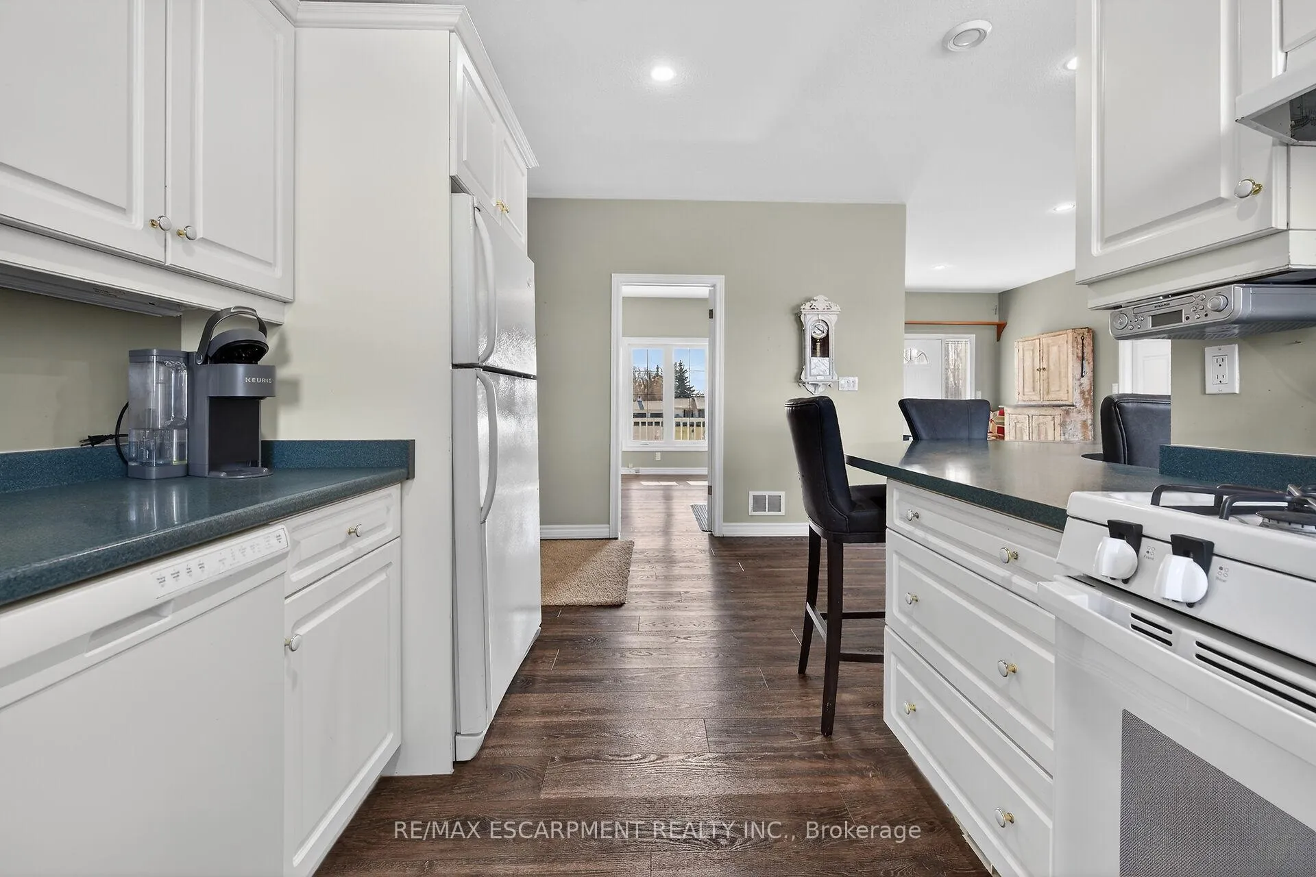 Photo 15 of 2 Foxlow Crescent, Haldimand — HOMEH