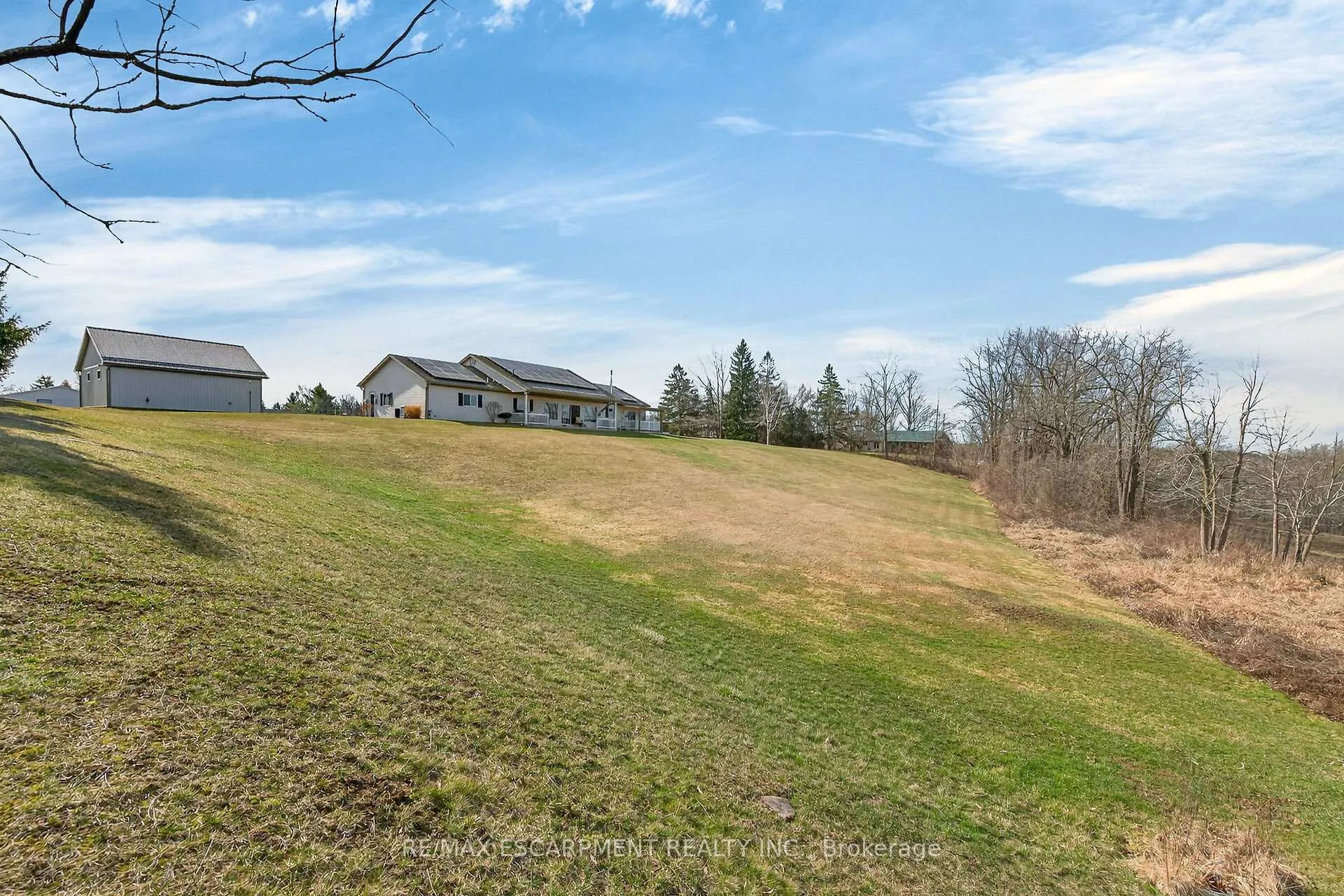 Photo 35 of 2 Foxlow Crescent, Haldimand — HOMEH