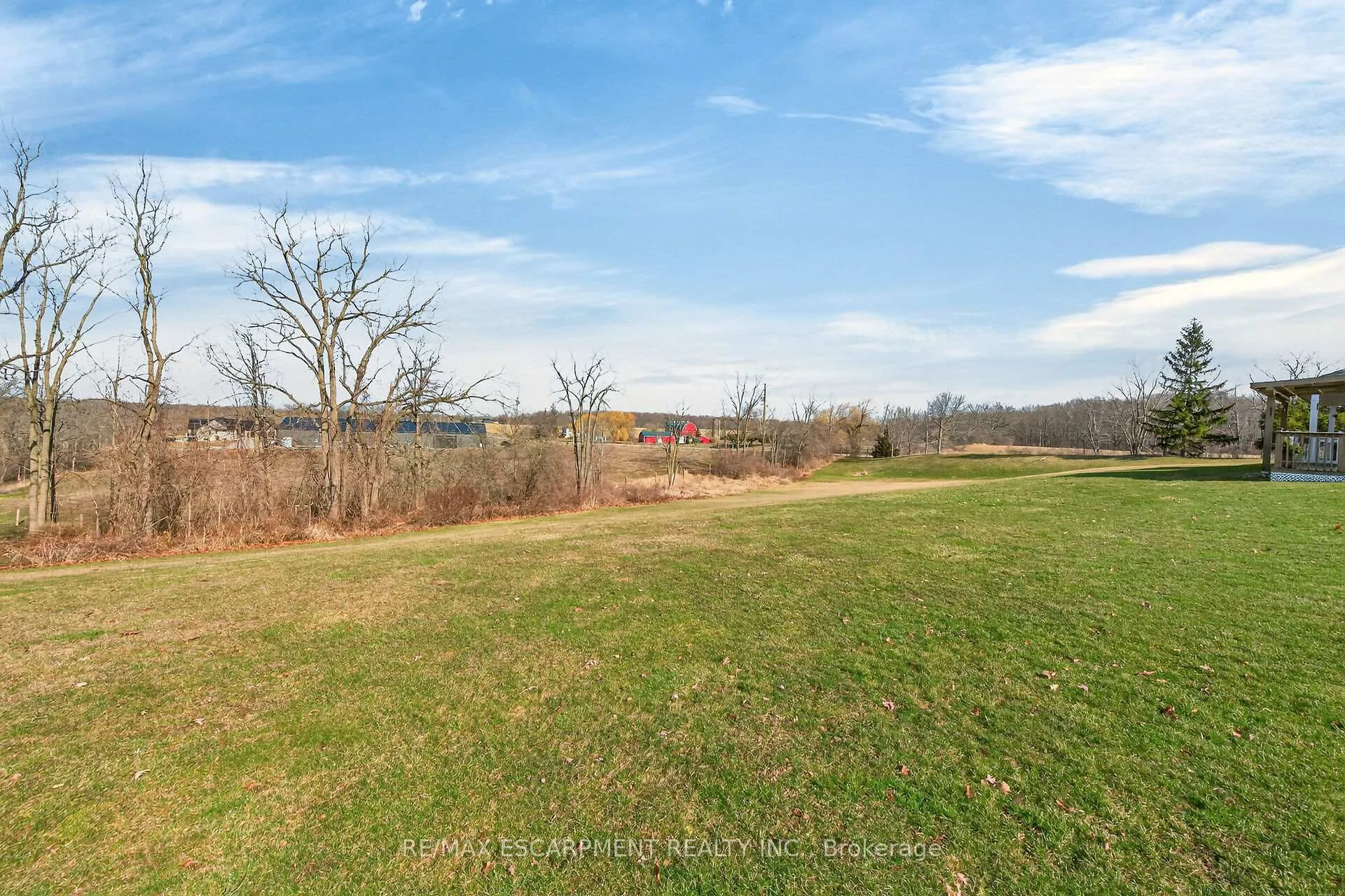 Photo 36 of 2 Foxlow Crescent, Haldimand — HOMEH
