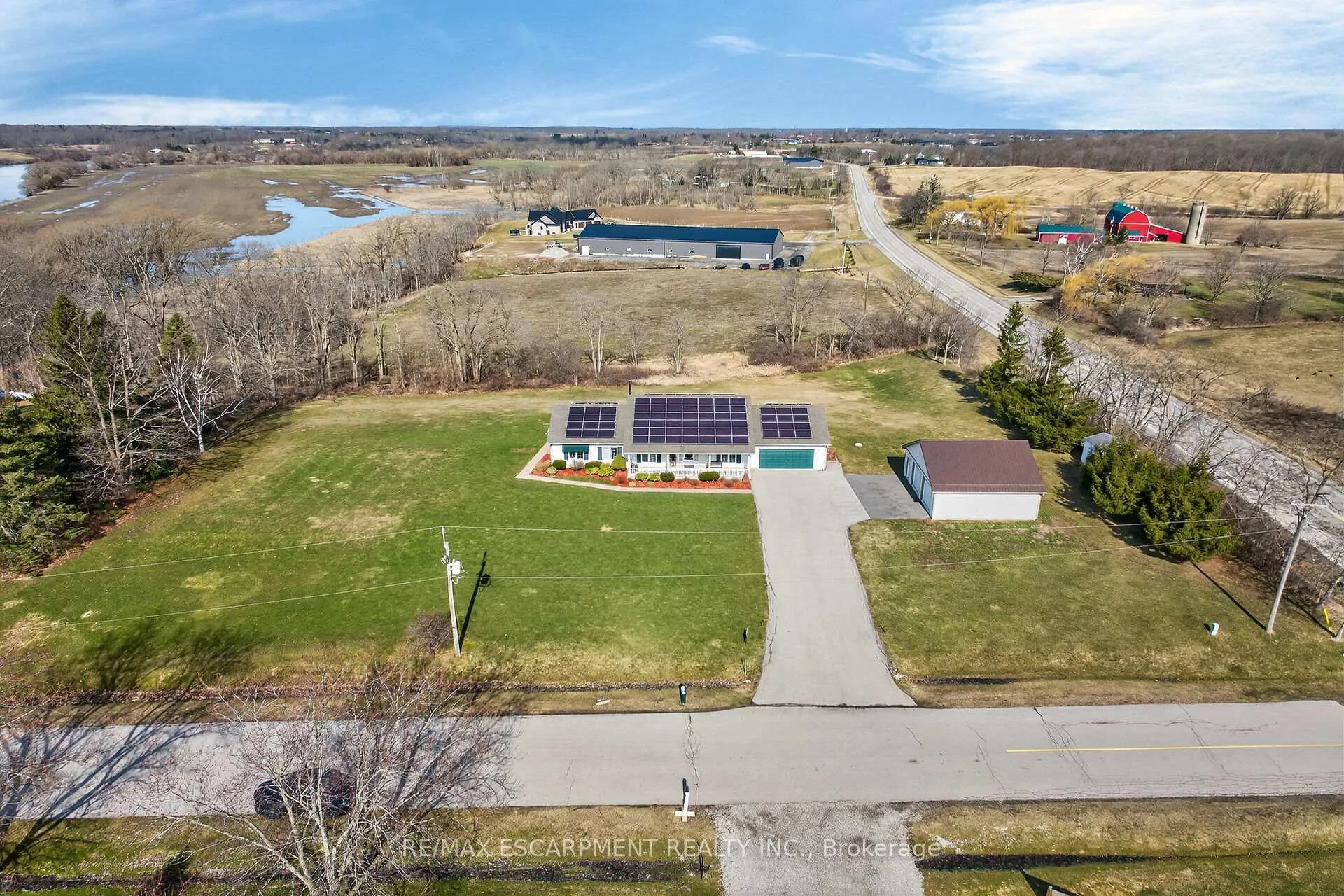 Photo 43 of 2 Foxlow Crescent, Haldimand — HOMEH