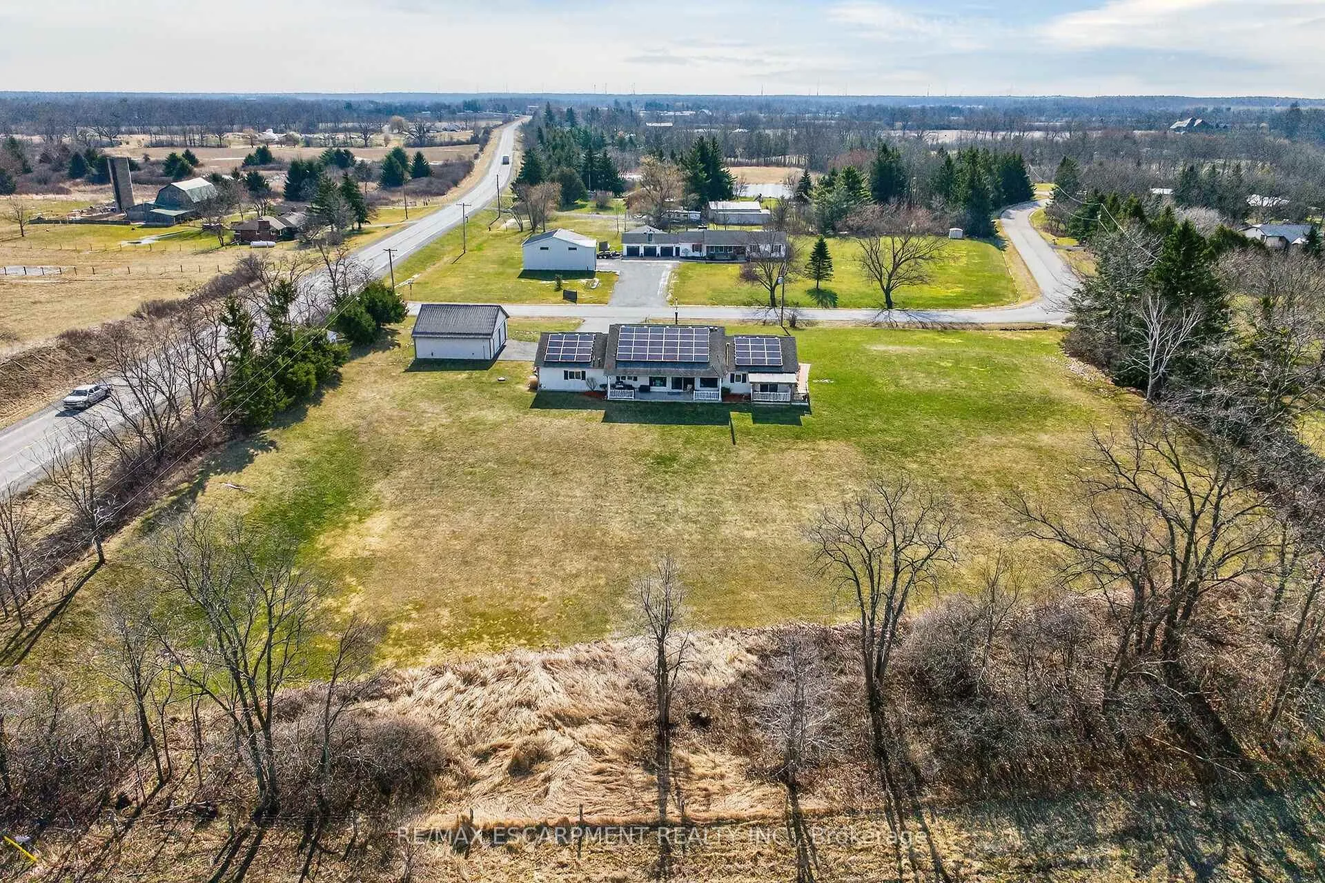 Photo 45 of 2 Foxlow Crescent, Haldimand — HOMEH