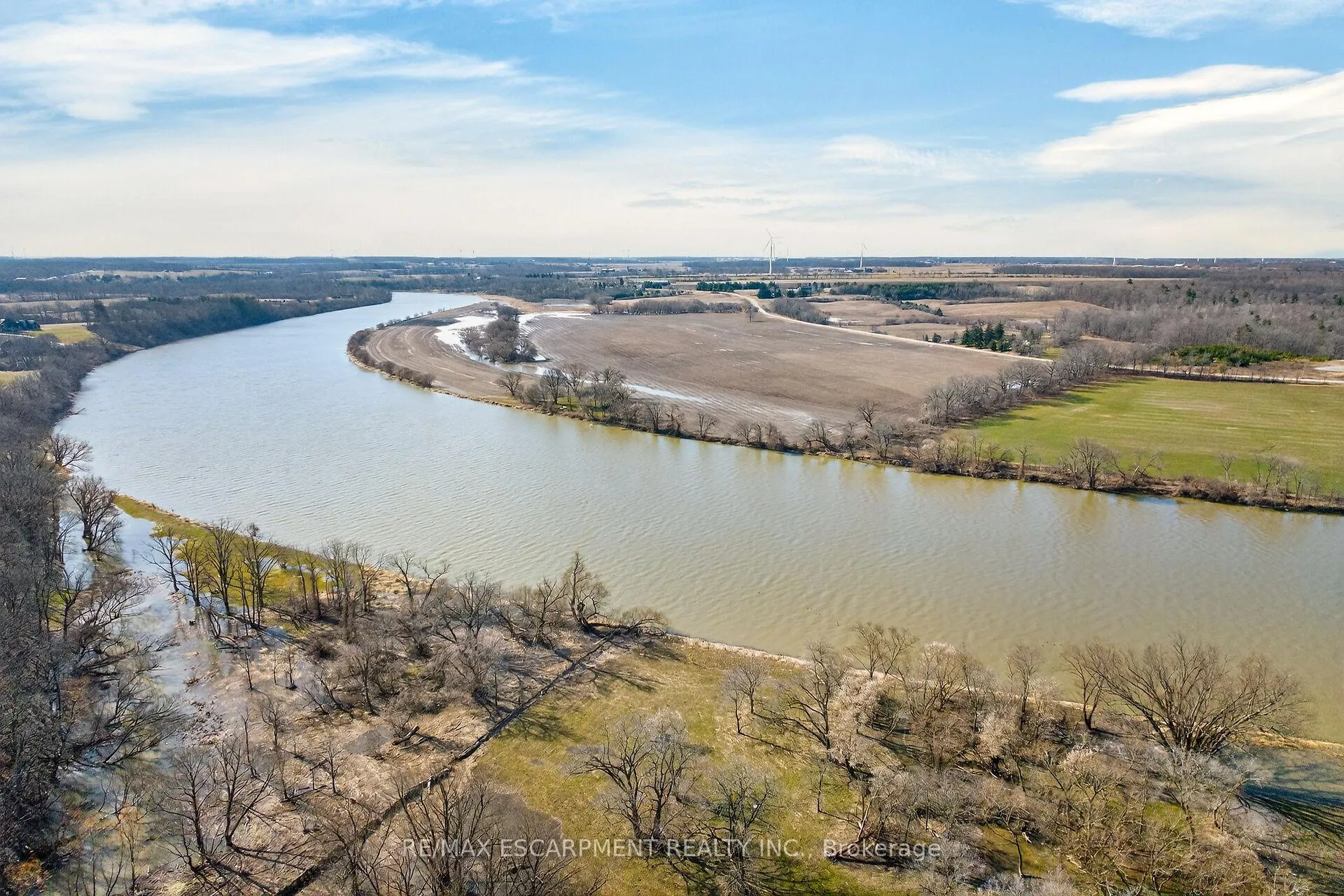 Photo 50 of 2 Foxlow Crescent, Haldimand — HOMEH