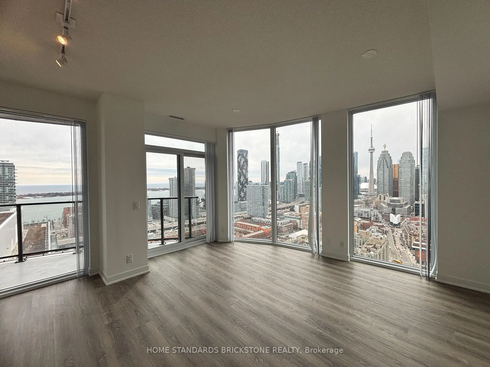 Photo 13 of Unit 4110, 180 Front Street E, Toronto, Moss Park — HOMEH