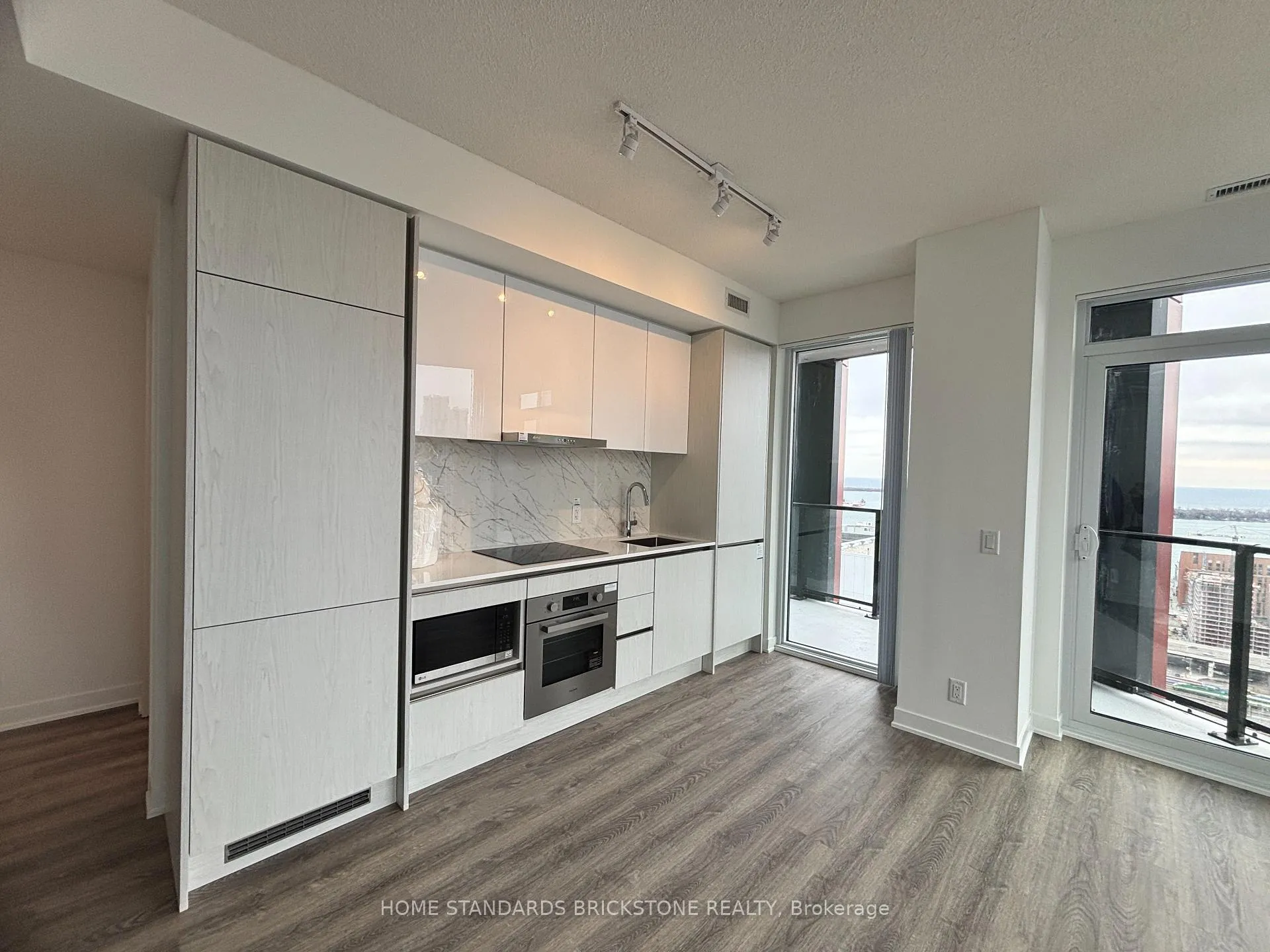 Photo 14 of Unit 4110, 180 Front Street E, Toronto, Moss Park — HOMEH