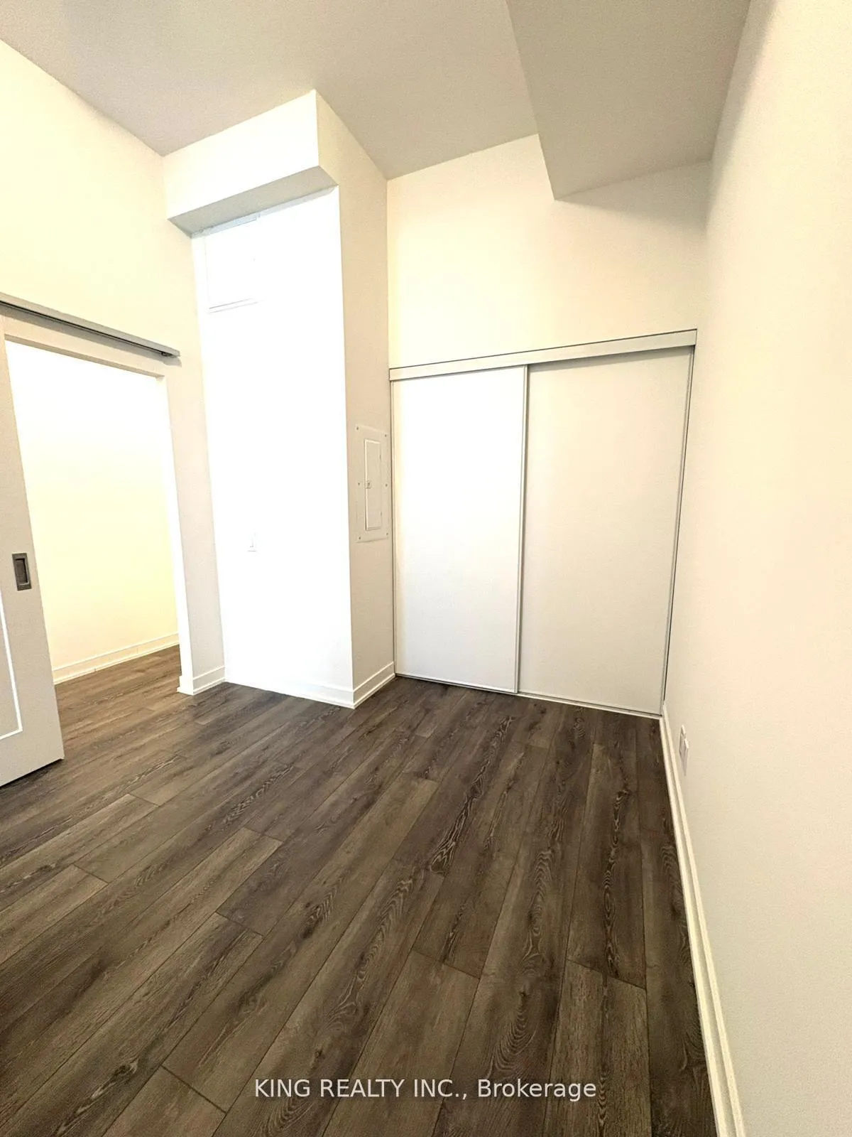 Photo 4 of Unit 106, 2 Manderley Drive, Scarborough, Birchcliffe-Cliffside — HOMEH