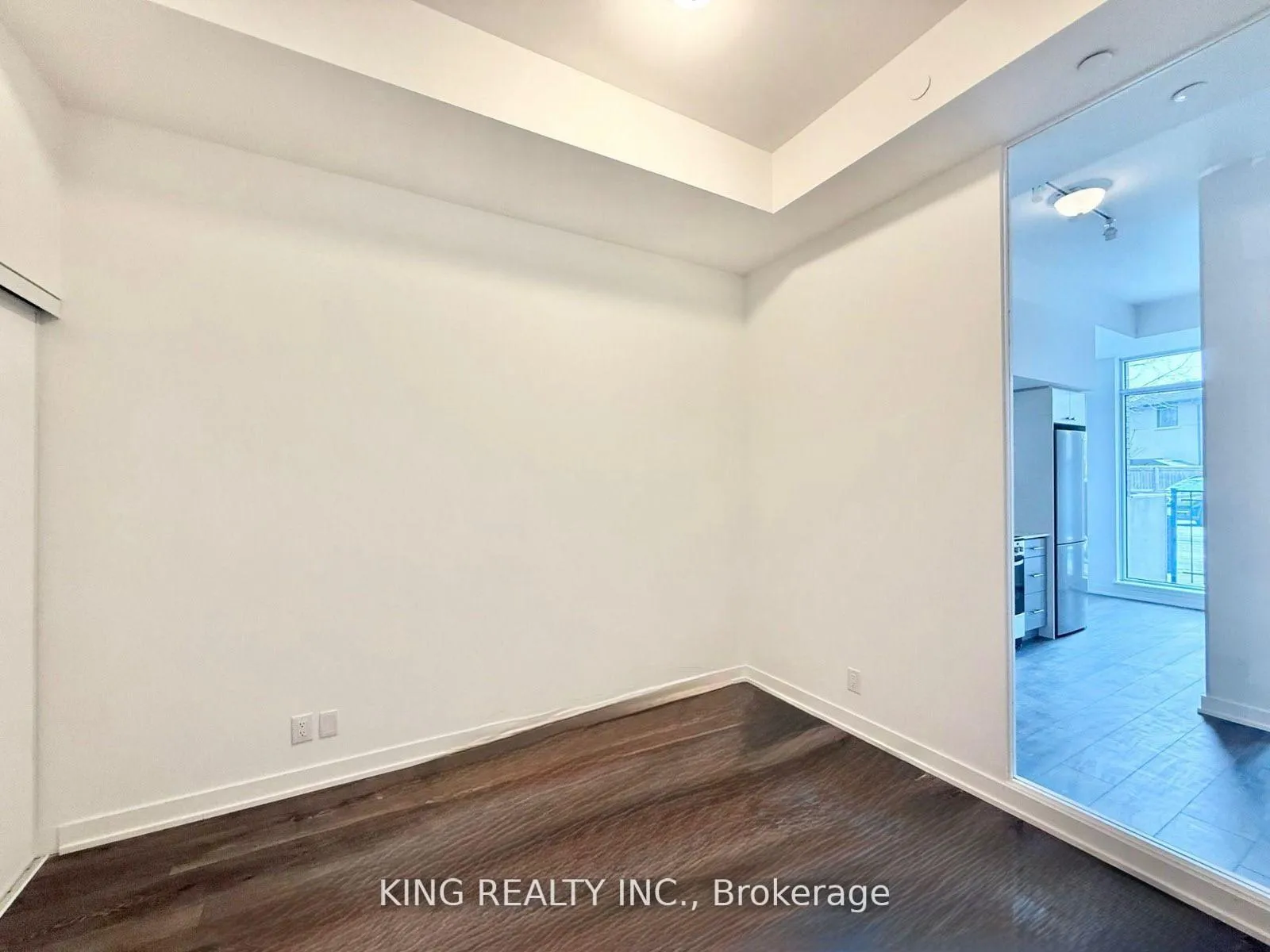 Photo 5 of Unit 106, 2 Manderley Drive, Scarborough, Birchcliffe-Cliffside — HOMEH