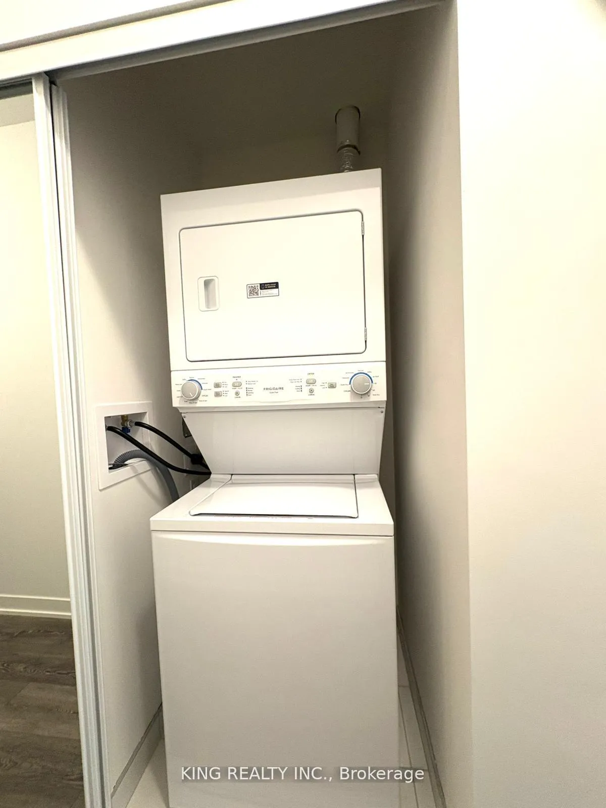 Photo 10 of Unit 106, 2 Manderley Drive, Scarborough, Birchcliffe-Cliffside — HOMEH