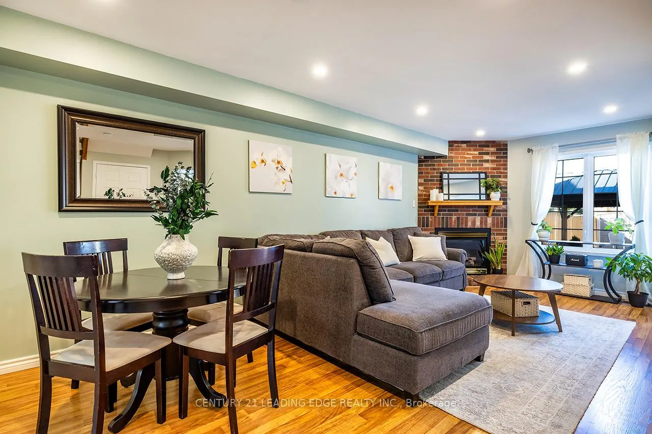 Photo 11 of 10 Oglevie Drive, Whitby, Pringle Creek — HOMEH