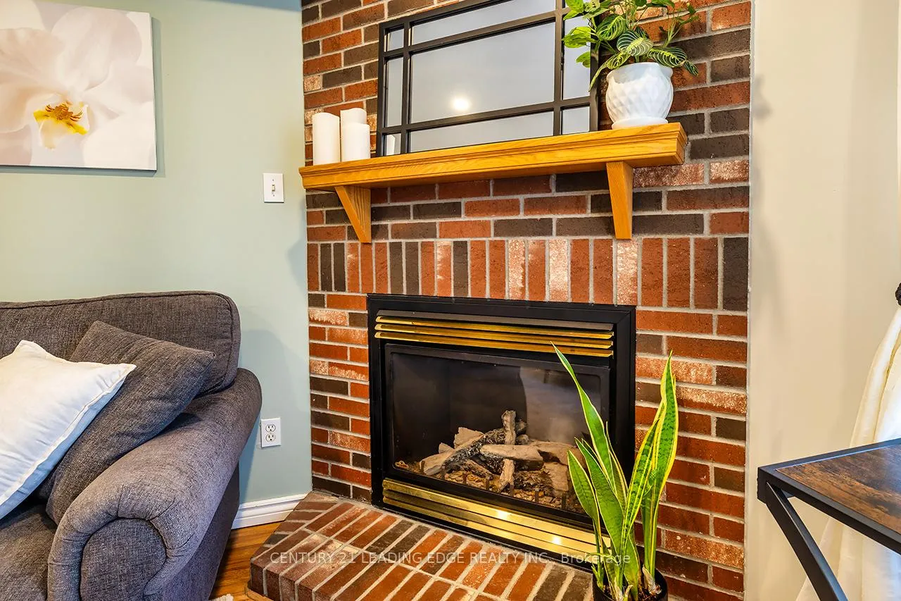 Photo 12 of 10 Oglevie Drive, Whitby, Pringle Creek — HOMEH