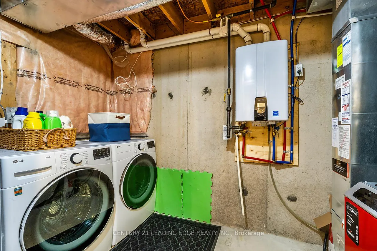 Photo 31 of 10 Oglevie Drive, Whitby, Pringle Creek — HOMEH
