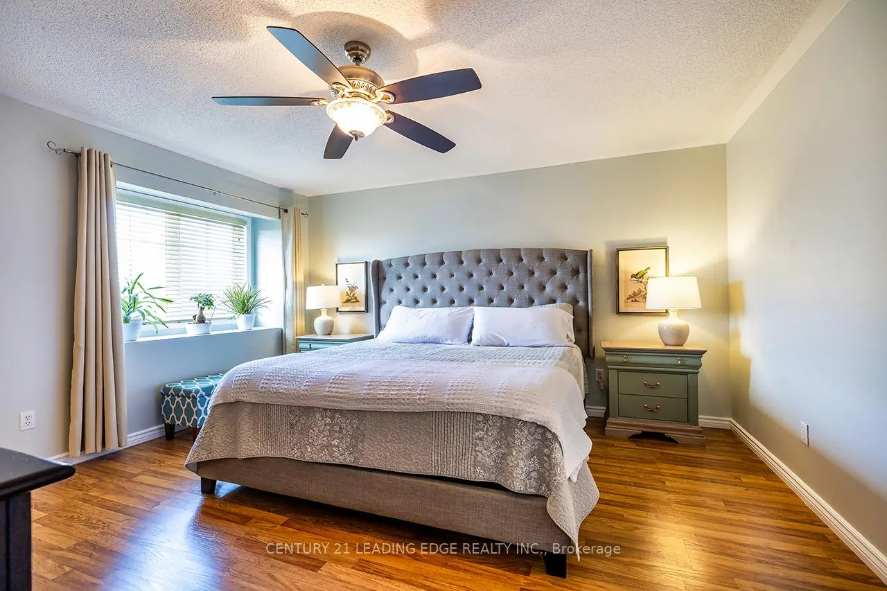 Photo 37 of 10 Oglevie Drive, Whitby, Pringle Creek — HOMEH