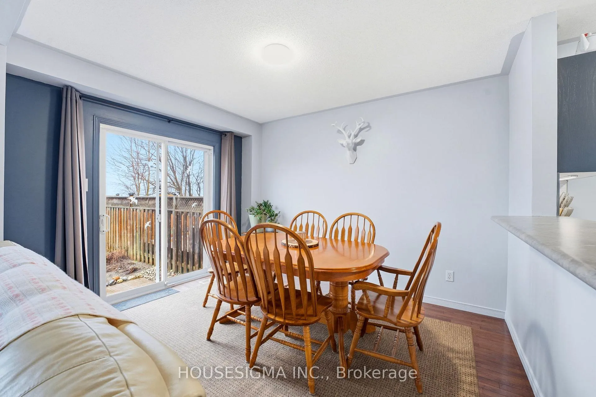 Photo 9 of Unit C, 123 Whitlaw Way, Brant, Paris — HOMEH